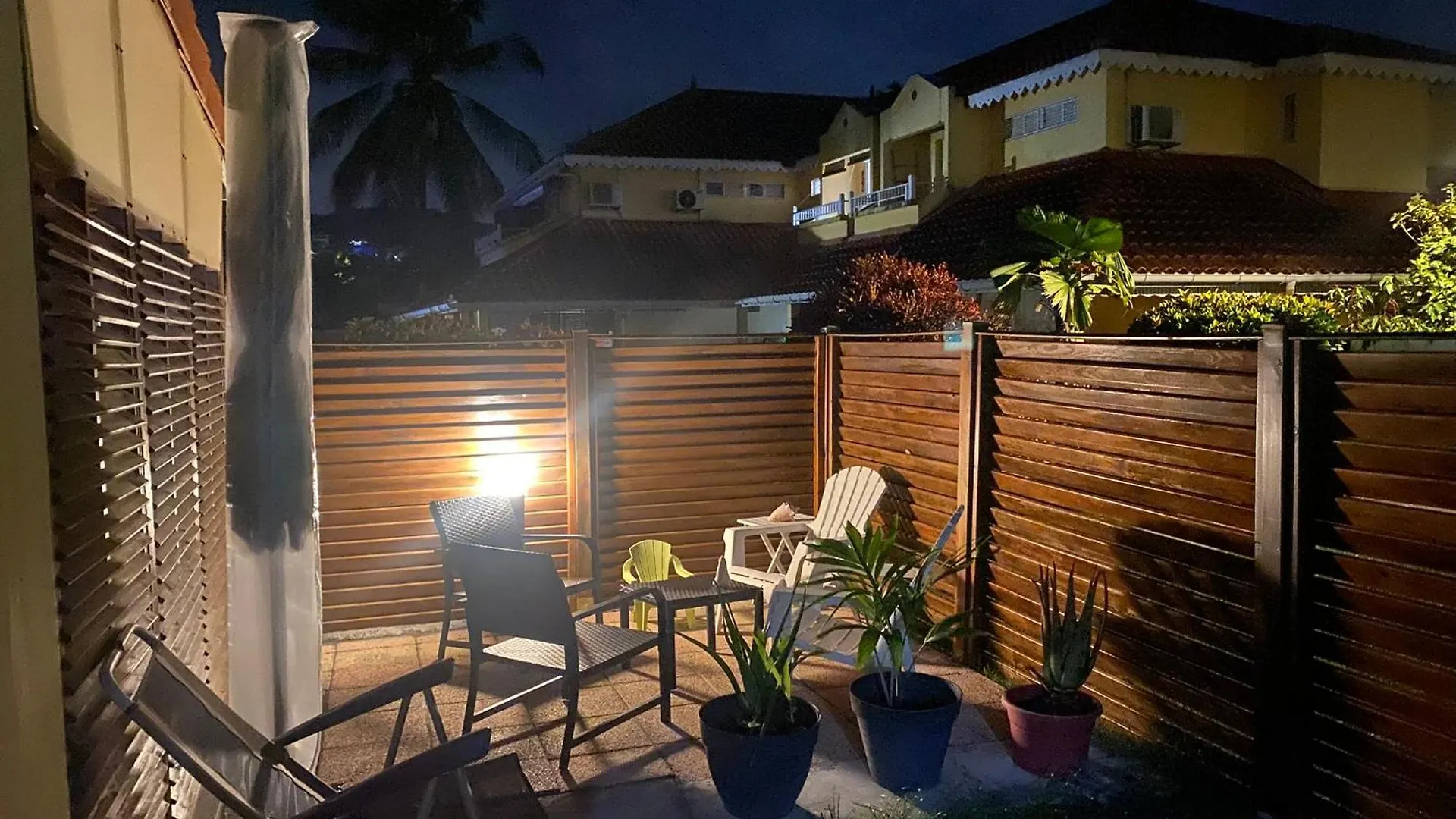 Appartement en résidence 50m plage Les Trois-Ilets Hébergement de vacances
