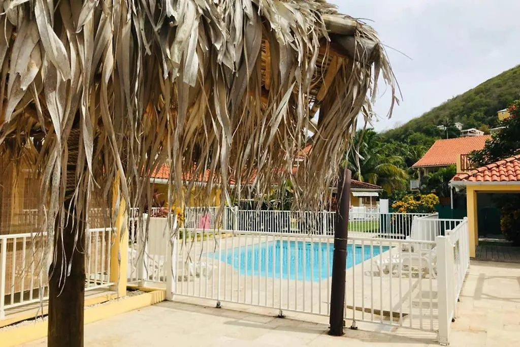 Holiday home Appartement En Residence 50M Plage Les Trois-Ilets