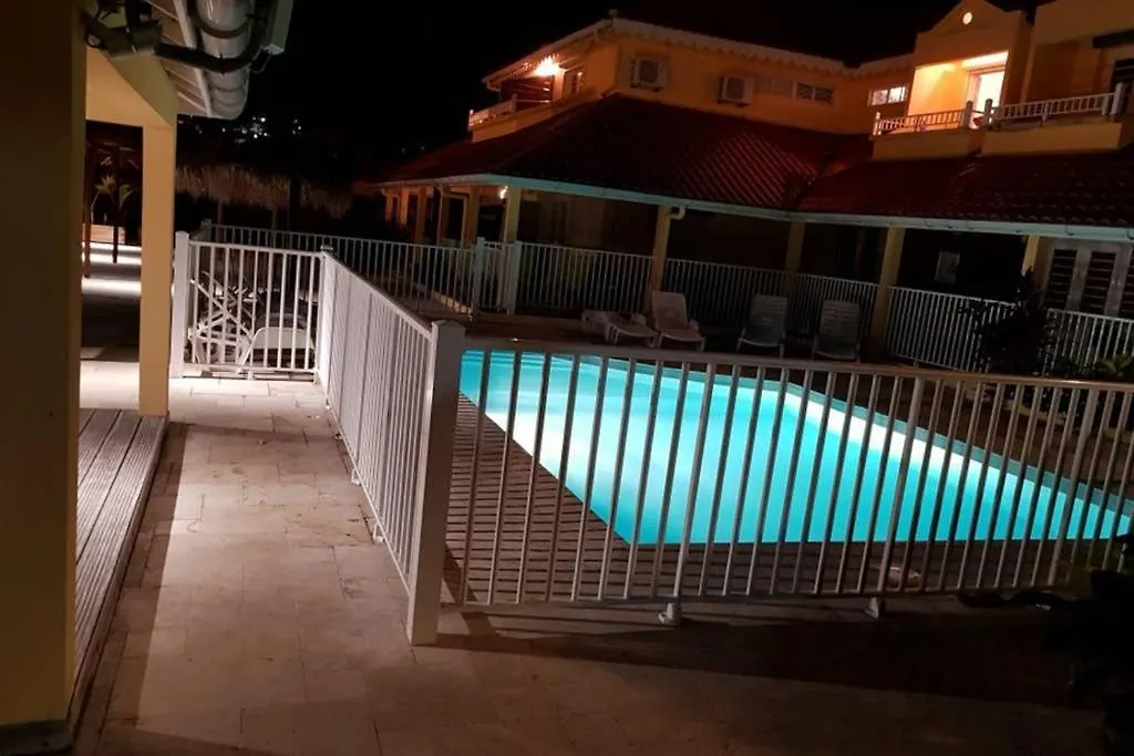 Appartement En Residence 50M Plage Les Trois-Ilets 0*,