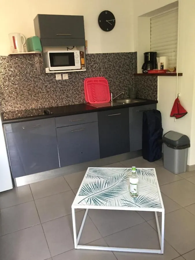 Holiday home Appartement En Residence 50M Plage Les Trois-Ilets